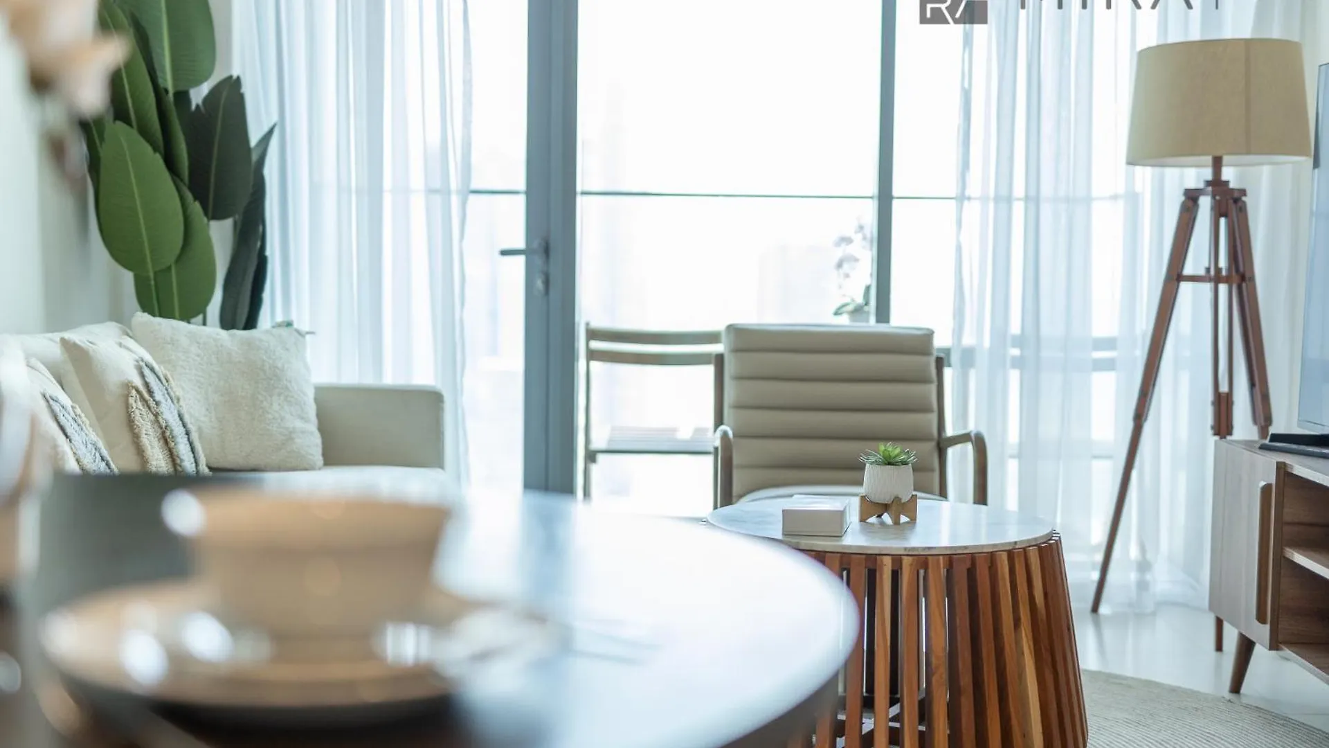 Mira Holiday Homes - Bright 1 Bedroom Close To Burj Khalifa, Dubai Mall Apartment